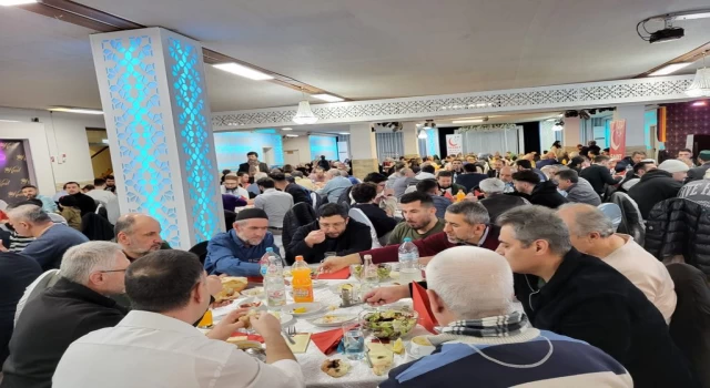 Saadet München e.V’in geleneksel iftar programına İlgi Yoğun Oldu!