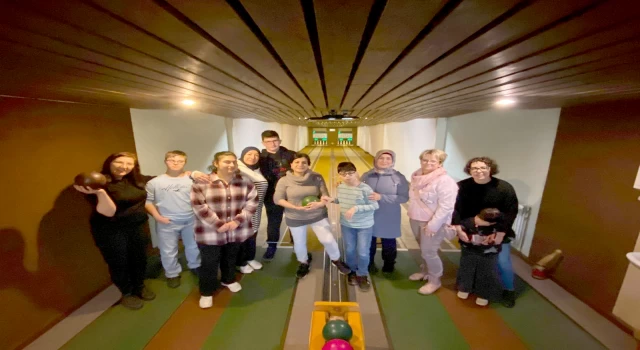 Özel çocukların bowling keyfi