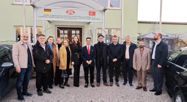 Landshut Yunus Emre Camii’nde İftar Yoğun Katılımla Gerçekleşti 