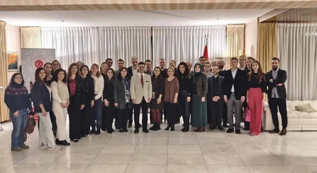 Münih Başkonsolosluğu’nda Öğretmenler İftarda Buluştu