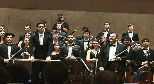 Genç Orkestra Şefi Maximilian Cem Haberstock’tan Münih’te Büyüleyici Konser