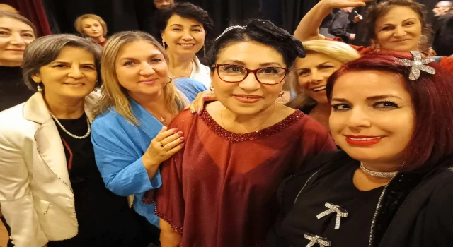 ŞAHASER BESTELERİN ALTINDA İMZASI OLAN HÜLYA GÖKÇE HOCAMIZ