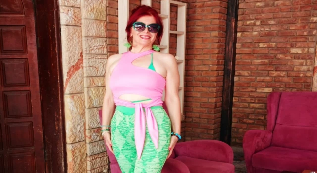 KUŞADASI LA PERLA'DA USTA ŞAİR EMEL YILMAZ ÖĞRETMENİN ONUR GECESİ