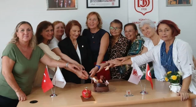 TÜRKİYE YARDIM SEVENLER DERNEĞİ KUŞADASI ŞUBESİ BAŞKAN SELMA KELEŞ YÖNETİMİNDE TOPLANDI