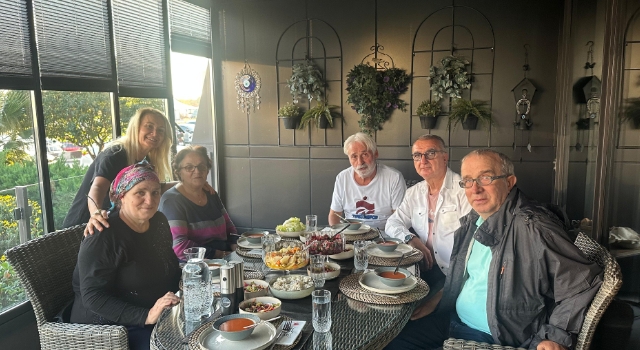 DOSTLARIN İSTANBUL BULUŞMASI.