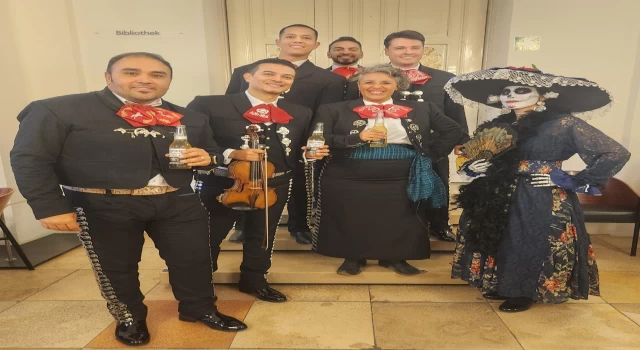 Meksika Temalı Aile Günü, Münih’teki Beş Kıta Müzesi’nde, Bavyera Meksika-Alman Derneği iş birliğiyle gerçekleştirildi.