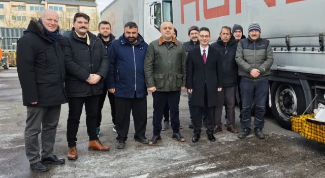 T.C. Münih Başkonsolosu Süalp Erdoğan'dan Yol Emekçileri TIR Şoförlerine Vefa ve Moral Ziyareti