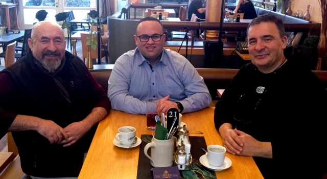 AVRUPA'NIN ÜNLÜ FUTBOL MENEJERİ EROL ÇAKARALMAZ; ALMANYA'DA YETİŞEN TÜRK FUTBOLCULARI SAYILI KULÜPLERİ PEŞİNDEN KOŞTURUYOR!