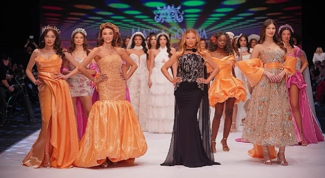 Özge Ulusoy ve Ceren Arslan’lı muhteşem defilede görsel şölen