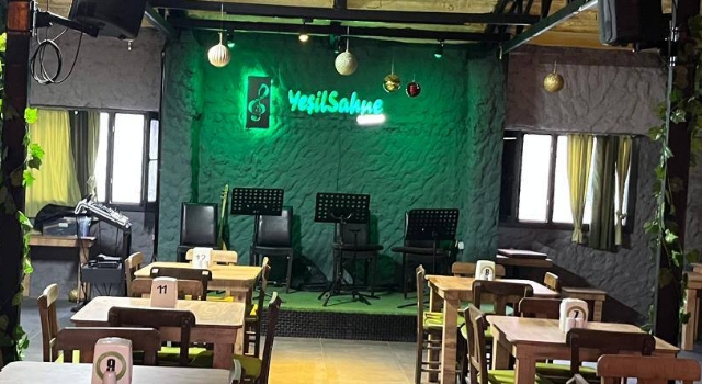 KUŞADASI'NDA KORO VE TİYATRO GRUPLARININ GÖZDE MEKANI YEŞİL SAHNE