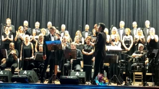TURGAY KIZILTUĞ VE ÖĞRENCİLERİ HARİKA SAHNE PERFORMANSLARI İLE BÜYÜLEDİLER