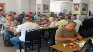 KUŞADASI HACI BEKTAŞ KÜLTÜR VE CEM EVİ BİR KAHVALTI ETKİNLİĞİ DÜZENLEDİ