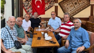 ESKİ DOSTLAR TÜRK OCAĞI’ NDA HASRET GİDERDİ.