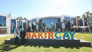 İzmir Bakırçay Üniversitesi ile Karşıyaka Belediyesi Arasında Bilim Merkezi İş Birliği Protokolü İmzalandı