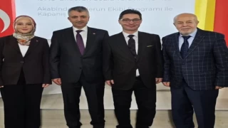 DITIB Güney Bavyera Eyalet Birliği tarafından Münih Miraç Camii’nde verilen iftar davetine katılım yoğun oldu.